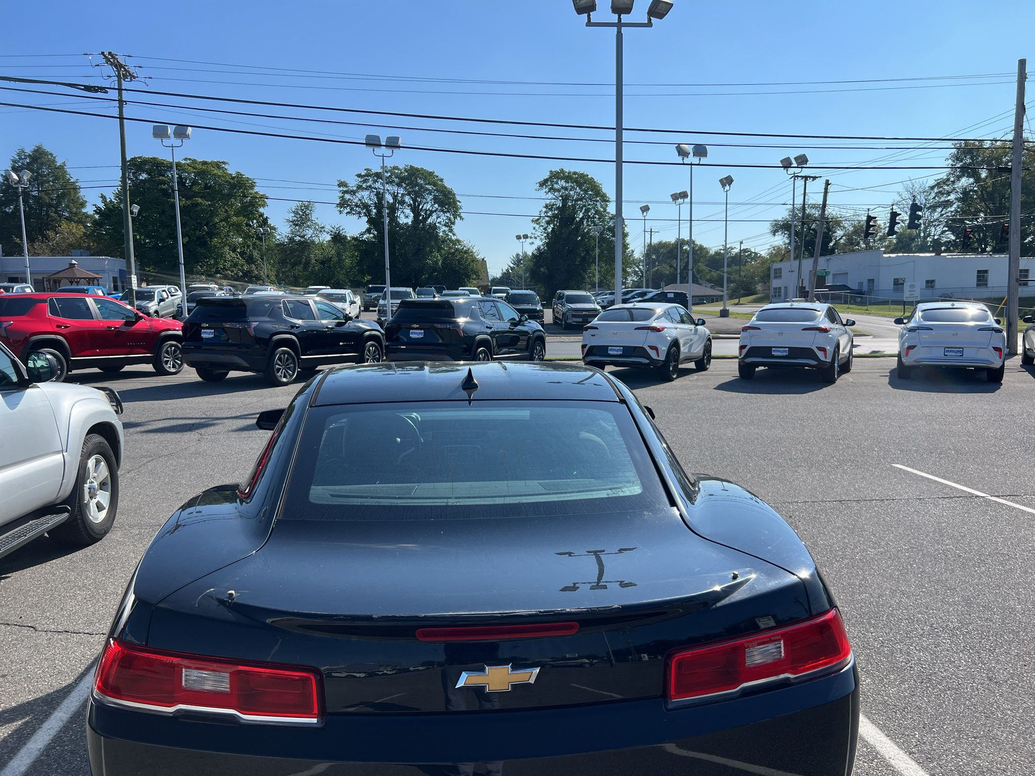 Used 2015 Chevrolet Camaro LT RWD image 19