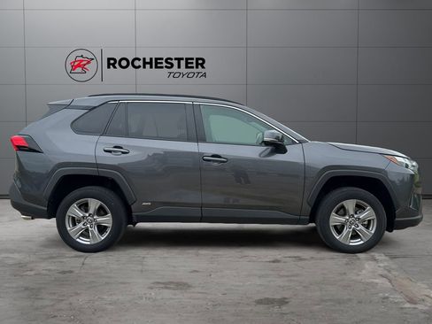Certified 2023 Toyota RAV4 XLE AWD/4WD image 6