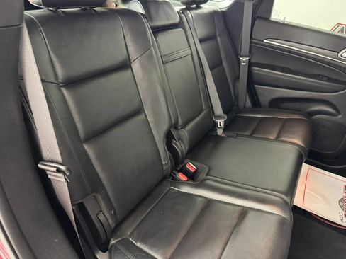 Used 2021 Jeep Grand Cherokee Limited w/ Premium Lighting Group AWD/4WD image 39