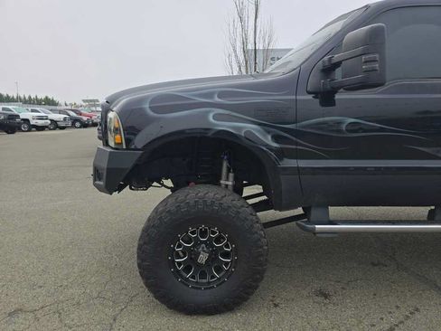 Used 2005 Ford F250 XL AWD/4WD image 19