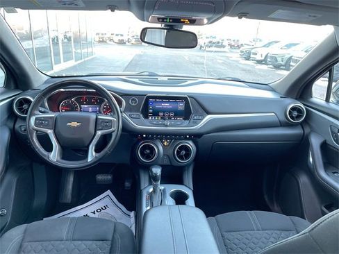 Used 2020 Chevrolet Blazer LT image 19