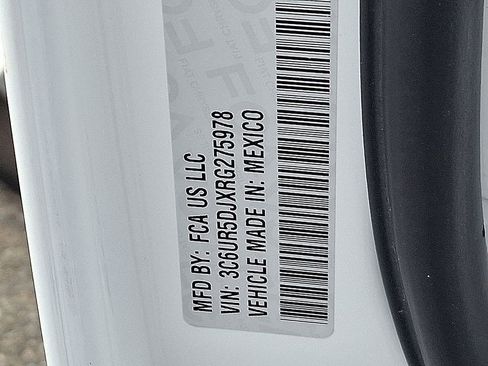 Used 2024 RAM 2500 Big Horn image 27