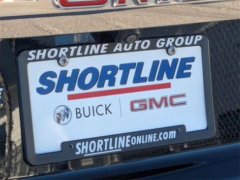 Used 2023 GMC Yukon SLT image 35