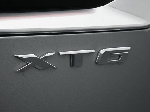 Certified 2024 Cadillac XT6 Premium Luxury FWD image 21