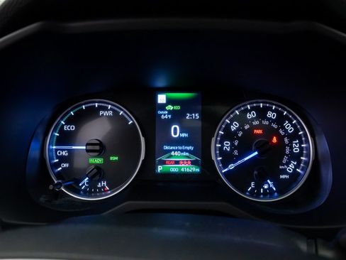 Used 2022 Toyota RAV4 XLE Premium AWD/4WD image 21