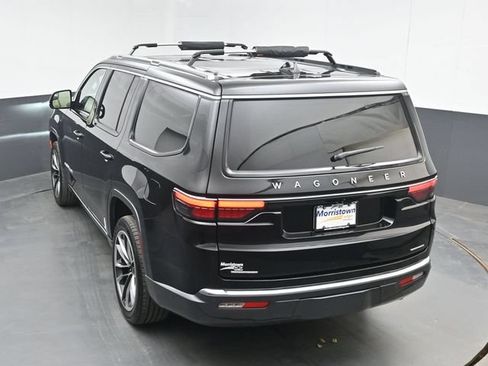 Used 2022 Jeep Wagoneer Series III w/ Premium Group I AWD/4WD image 40