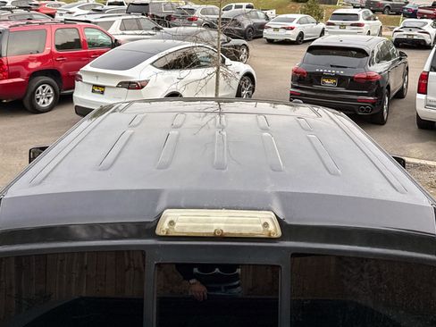 Used 2013 Ford F150 Raptor w/ Luxury Equipment Group image 9