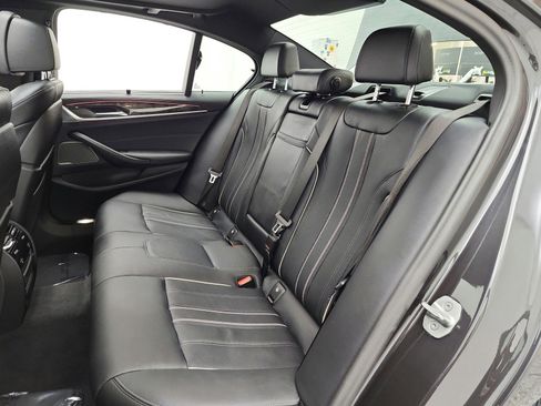 Used 2023 BMW M550i xDrive w/ Executive Package AWD/4WD image 15