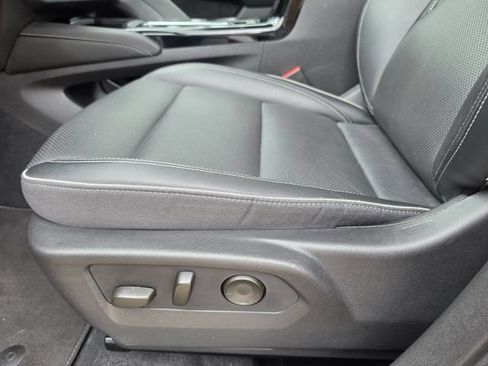 Used 2021 Buick Envision Essence w/ Technology Package I FWD image 12
