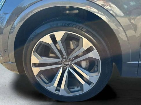 Used 2021 Audi Q8 Prestige image 64