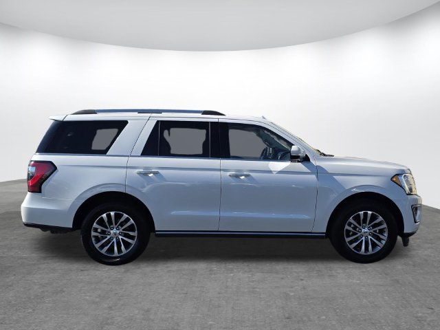 Used 2018 Ford Expedition Limited w/ Equipment Group 301A RWD image 3