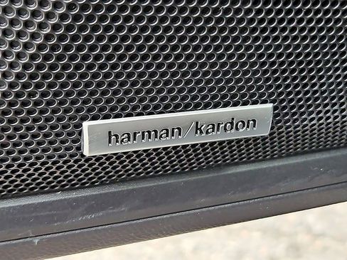 Certified 2025 Subaru Outback Limited image 26