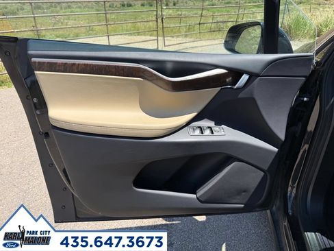 Used 2016 Tesla Model X 90D AWD/4WD image 13