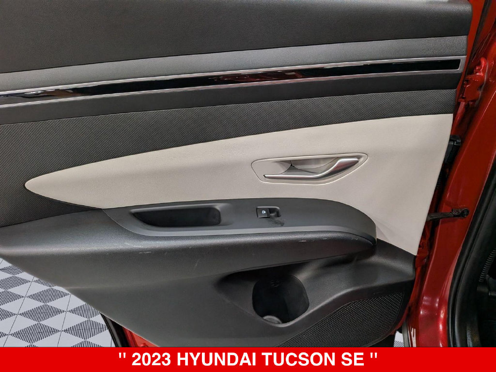 Used 2023 Hyundai Tucson SE AWD/4WD image 27