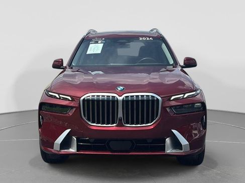 Used 2024 BMW X7 xDrive40i w/ Premium Package AWD/4WD image 8