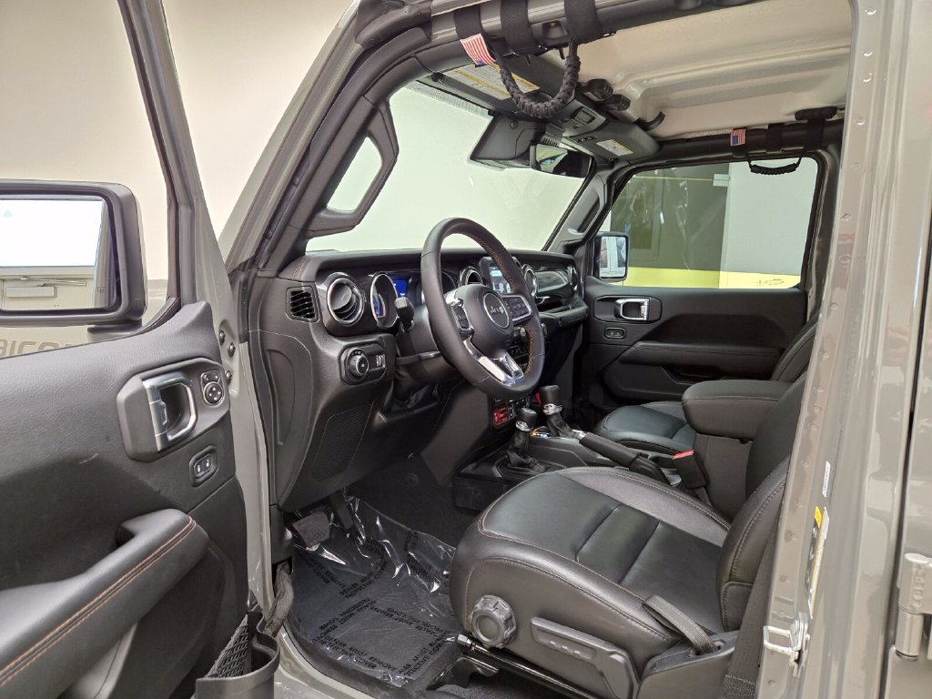 Used 2023 Jeep Wrangler Unlimited Rubicon 392 w/ Trailer Tow Package AWD/4WD image 15