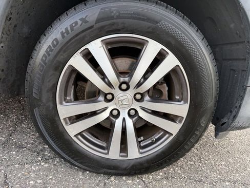 Used 2016 Honda Pilot EX-L image 16