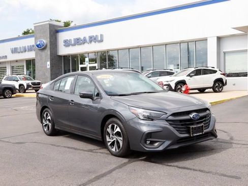 Used 2025 Subaru Legacy Premium AWD/4WD image 1