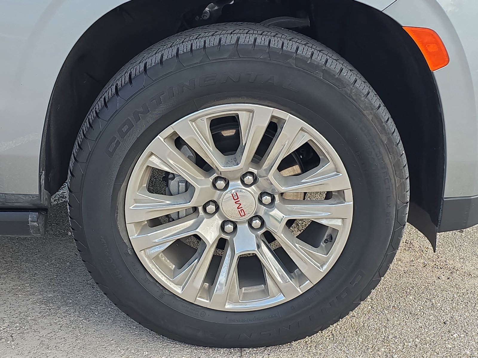 Used 2024 GMC Yukon Denali AWD/4WD image 29
