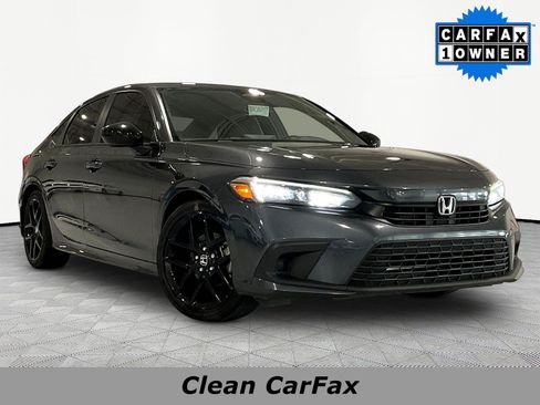 Used 2024 Honda Civic Sport image 3