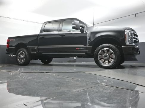 Used 2025 Ford F250 King Ranch AWD/4WD image 31