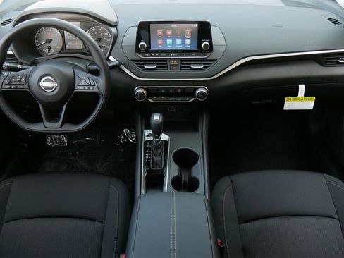 Certified 2024 Nissan Altima 2.5 S image 16