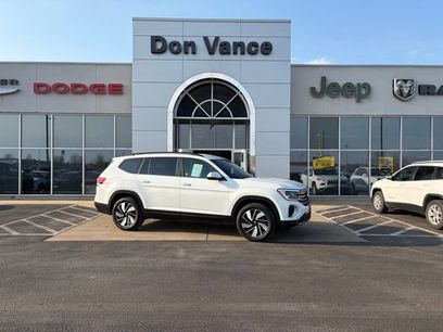 Used 2025 Volkswagen Atlas SE