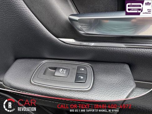 Used 2024 RAM 1500 Laramie image 63