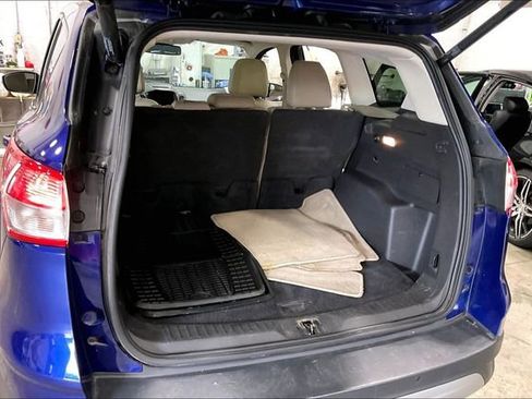 Used 2015 Ford Escape Titanium w/ Equipment Group 301A AWD/4WD image 30