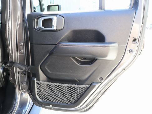 Used 2022 Jeep Gladiator Mojave w/ LED Lighting Group image 11