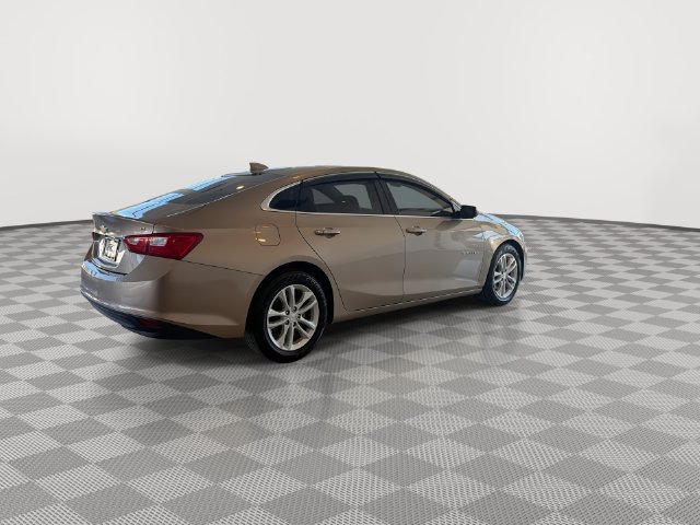 Used 2018 Chevrolet Malibu LT FWD image 11