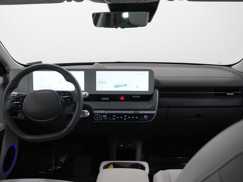 Certified 2024 Hyundai Ioniq 5 Limited AWD/4WD image 13