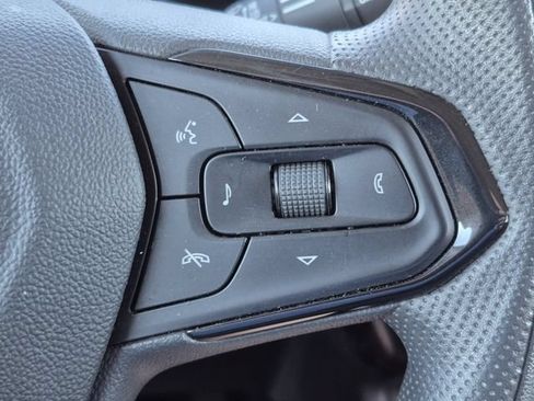 Used 2025 Chevrolet TrailBlazer LT AWD/4WD image 13