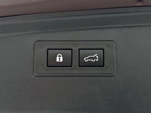 Used 2023 Subaru Outback Touring XT AWD/4WD image 19