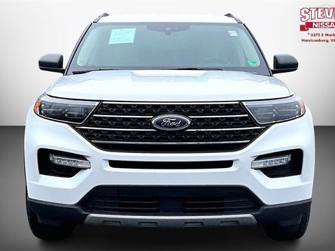 Used 2023 Ford Explorer XLT w/ Equipment Group 202A image 2