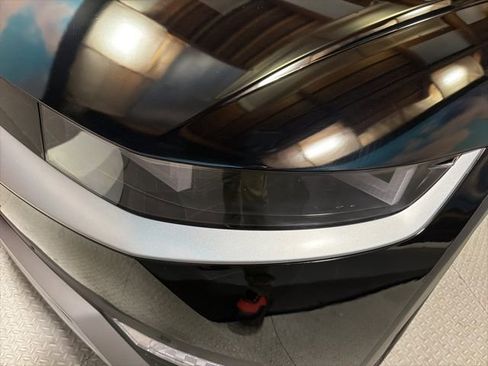 Used 2024 Hyundai Ioniq 5 SEL image 13