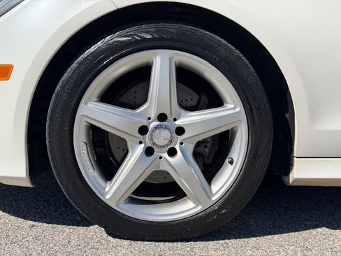 Used 2015 Mercedes-Benz CLS 400 4MATIC image 9