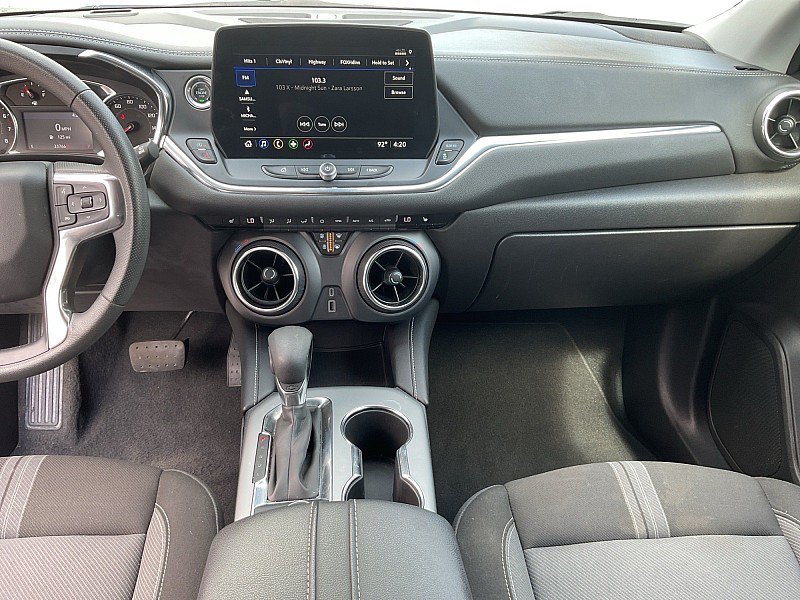 Used 2025 Chevrolet Blazer LT FWD image 14