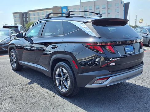 Certified 2025 Hyundai Tucson SEL FWD image 3