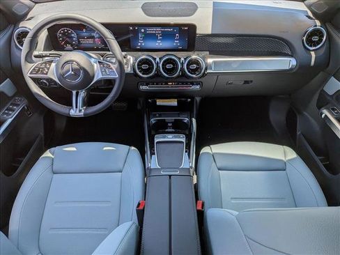 New 2026 Mercedes-Benz GLB 250 image 13