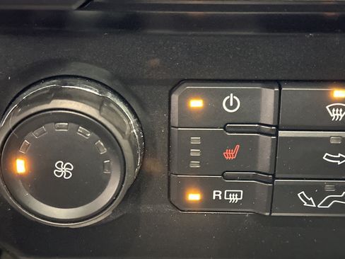 Used 2016 Ford F150 XLT w/ Equipment Group 302A Luxury image 38