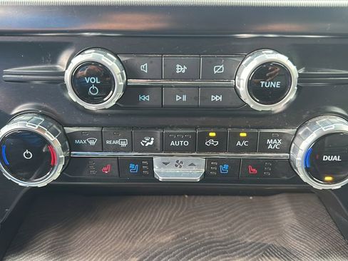 Used 2023 Ford F150 Platinum w/ Equipment Group 701A High AWD/4WD image 21