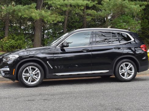 Used 2021 BMW X3 xDrive30i w/ Convenience Package AWD/4WD image 3