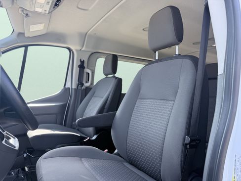 Used 2023 Ford Transit 350 XLT image 26