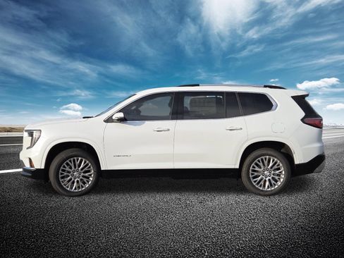 New 2026 GMC Acadia Denali w/ Super Cruise Package FWD image 16