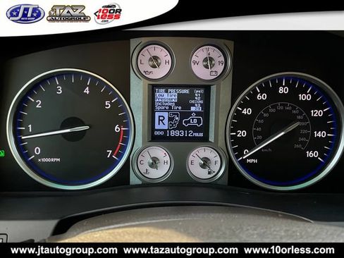 Used 2011 Lexus LX 570 4WD w/ Luxury Pkg image 20
