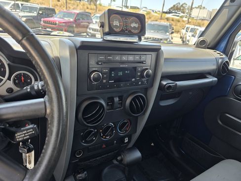 Used 2010 Jeep Wrangler Sport AWD/4WD image 13