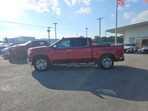 Used 2024 Chevrolet Silverado 1500 LTZ w/ LTZ Premium Package AWD/4WD image 9