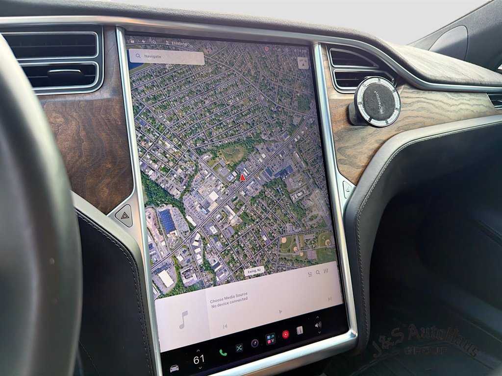 Used 2017 Tesla Model S 75D AWD/4WD image 19