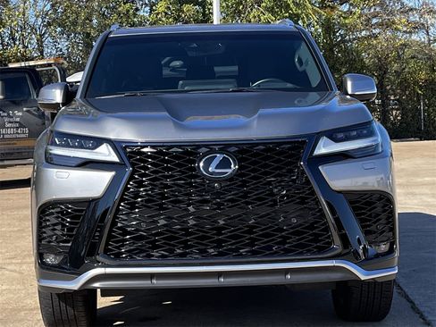 Used 2024 Lexus LX 600 F Sport image 7